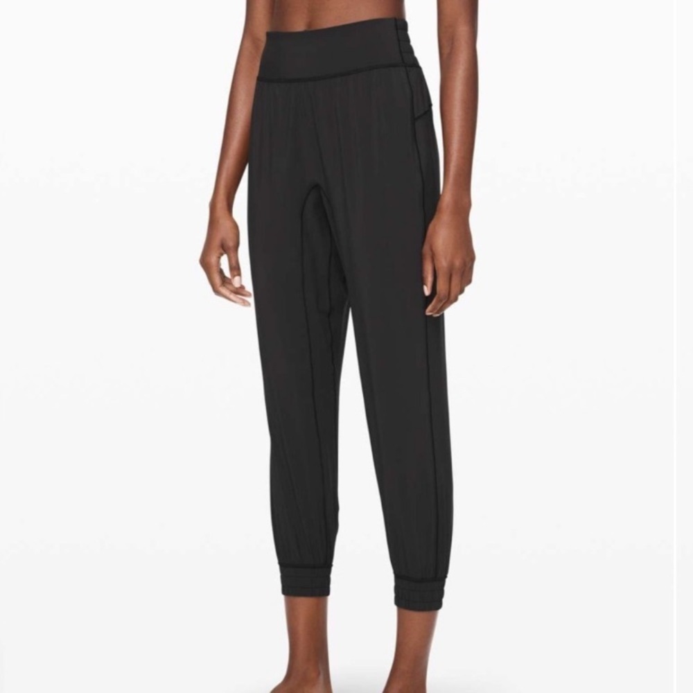 Lululemon Sun Setter Jogger *28" Black Women’s - Picture 8 of 10